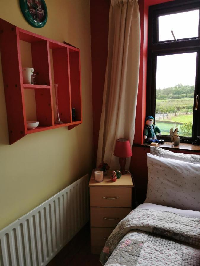 Catherine'S Lair A Quiet Peaceful Homestay Westport Eksteriør billede