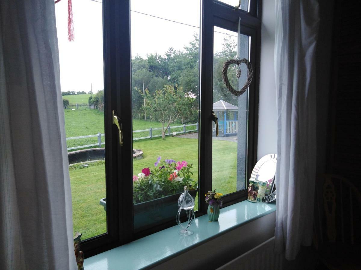 Catherine'S Lair A Quiet Peaceful Homestay Westport Eksteriør billede